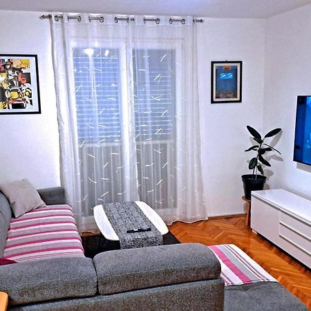 Pula City Centre Apartment Екстериор снимка